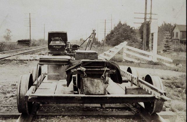 Recording instrument mounted on left side of velocipede Picture