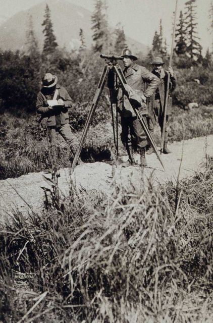 Leveling observations between Valdez and Fairbanks Picture