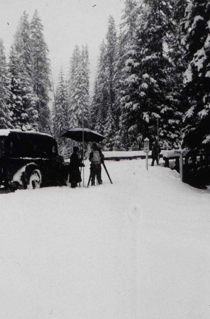 Leveling through the snow Picture