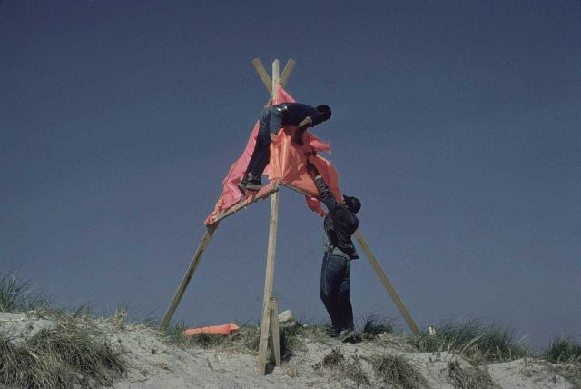 Large tripod signal being built Picture