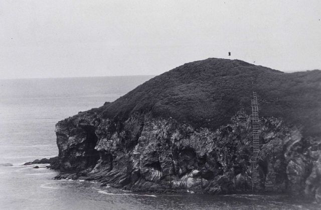 Tide gauge at Cape Mordvinof Picture