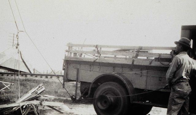 Power source for hoisting steel Picture