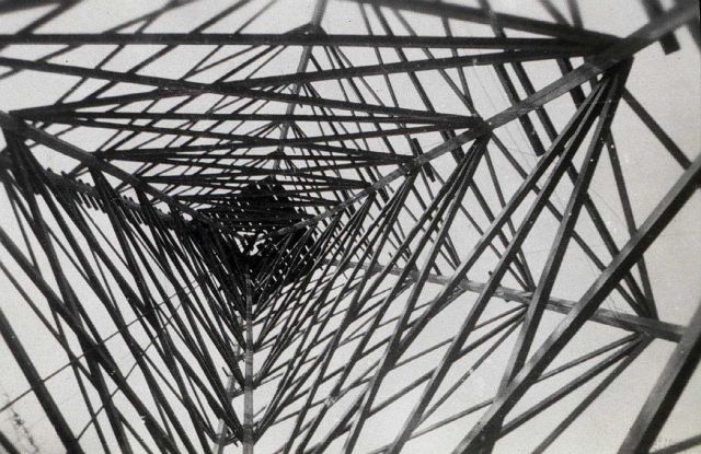 A study in geometry - looking up a Bilby tower Picture
