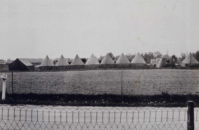 Camp of a double observing party Picture