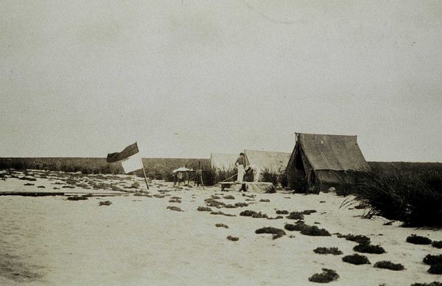 Camp on Lisianski Island Picture