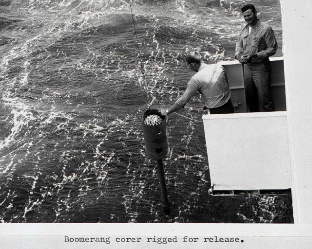 Boomerang corer rigged for release Picture