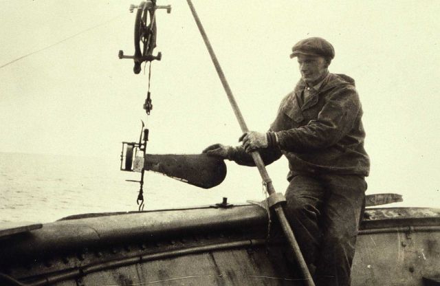 Ekman Current Meter used on the SURVEYOR. Picture