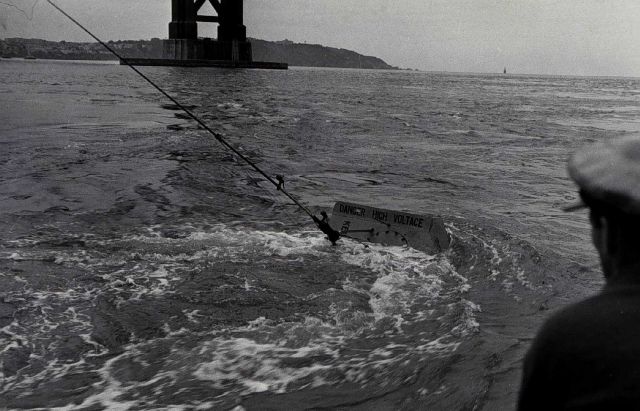 Oops!!! Buoy pulled under by strong currents under Golden Gate Bridge Picture