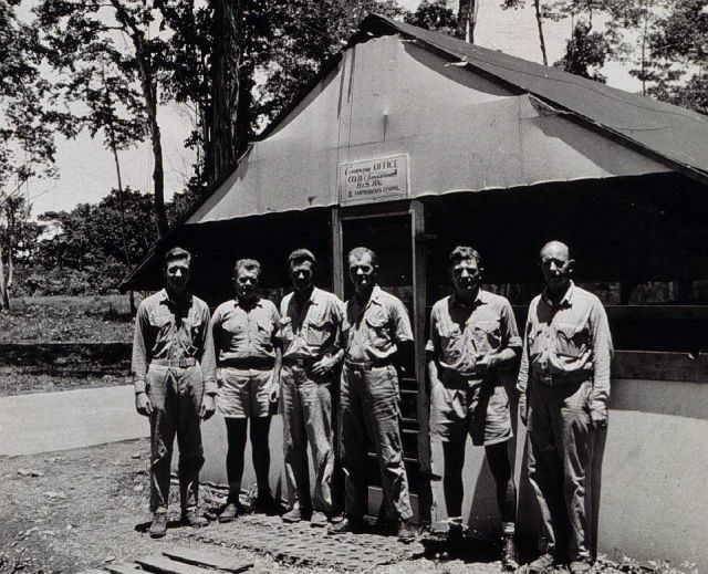 Marine survey and mapping officers at HQ Picture