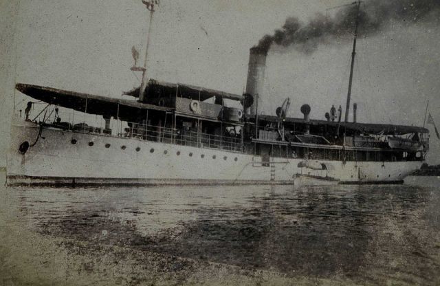 The FATHOMER with launch alongside. Picture