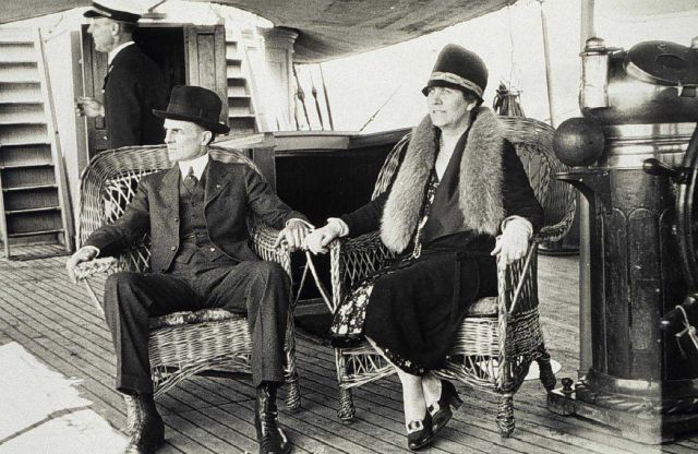 Ernest Lester Jones and Mrs Picture