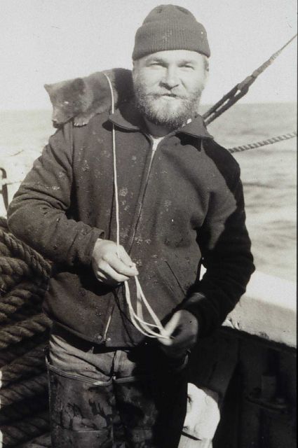 Crewman Alaskin with pet blue fox on shoulder Picture