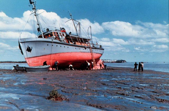 Coast and Geodetic Survey Ship LESTER JONES aground in the Nushagak River Picture