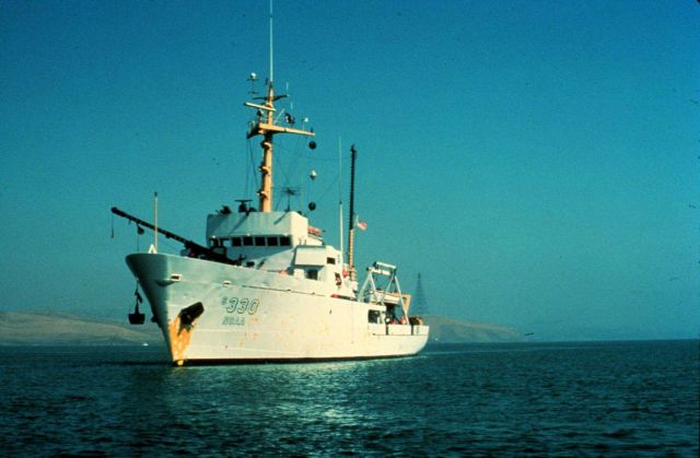 NOAA Ship MCARTHUR. Picture