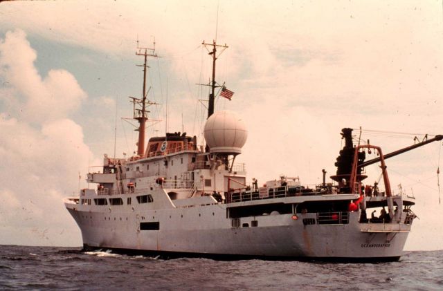 NOAA Ship OCEANOGRAPHER. Picture