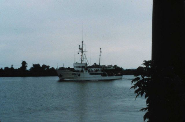 NOAA Ship PEIRCE. Picture