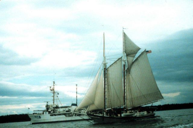 NOAA Ship PEIRCE. Picture
