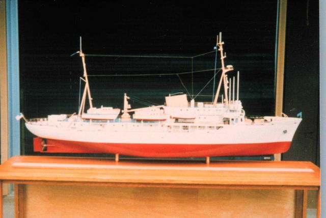 NOAA Ship SURVEYOR. Picture