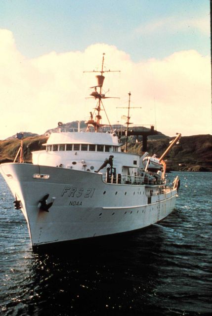 NOAA Ship MILLER FREEMAN. Picture