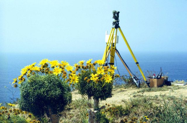 Motorola Mini-Ranger set up with Wild T-2 Theodolite for use in offshore range-azimuth hydrographic surveying. Picture