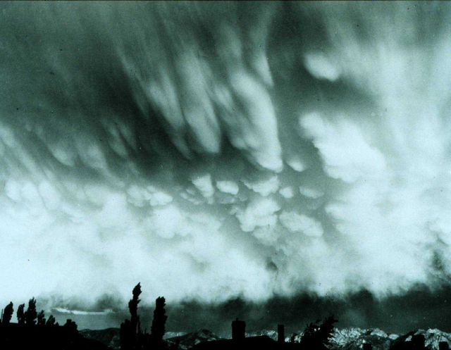 Mammatocumulus - often associated with tornado development Picture
