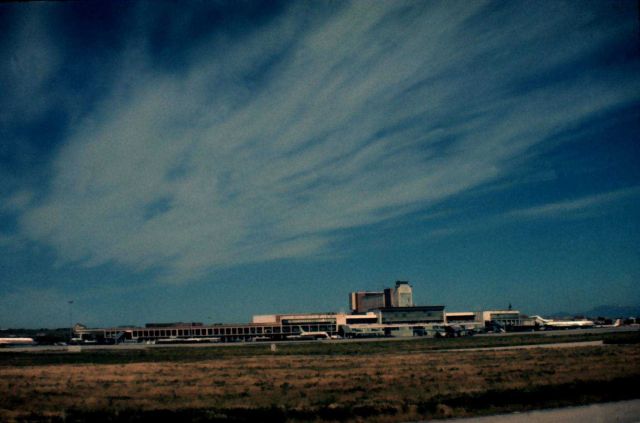 Cirrus clouds Picture