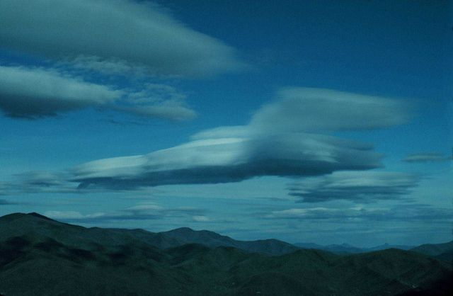 Wave clouds east of Mt Picture