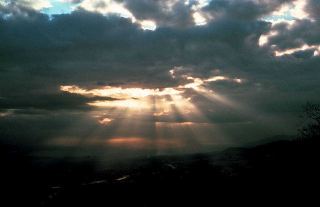 Crepuscular rays Picture