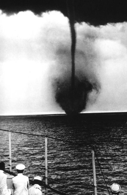 Waterspout observed by crew of USS PITTSBURGH off mouth of Yangtze River Picture