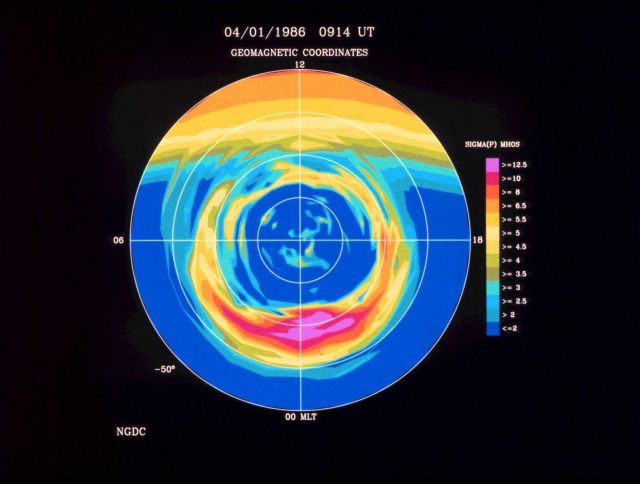 Computer generated image of Earth's magnetic field looking down on the North Polar region Picture