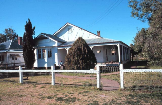 8 Balonne Street, Narrabri Picture