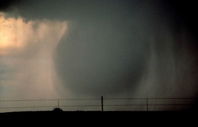 Wet microburst Picture