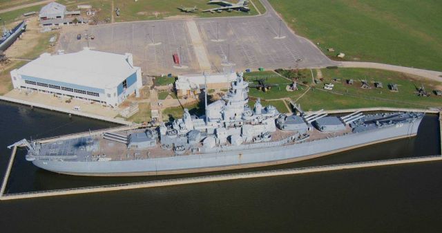The Battleship ALABAMA museum and memorial in Mobile Bay. Picture