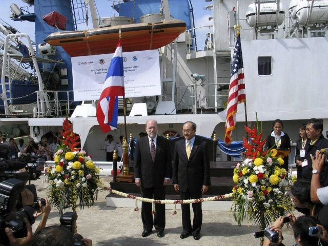 Ceremony in Phuket, Thailand, where the MV SEAFDEC ship was ready to set sail to deploy the first Indian Ocean tsunami detection buoy. Picture