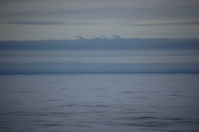 Helmoltz clouds giving appearance of breaking waves. Picture