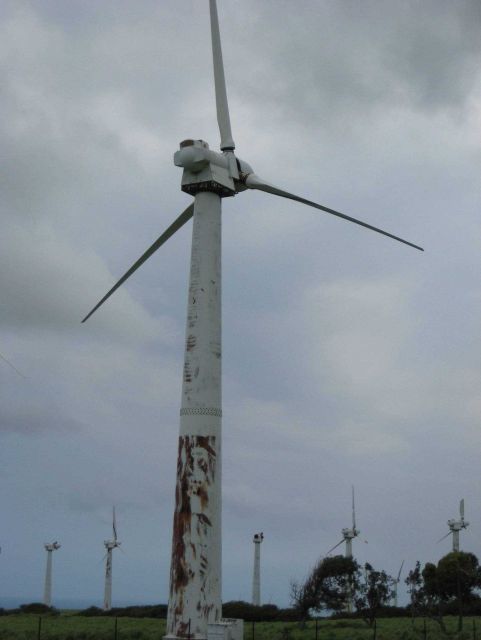 A windmill at the Kohala wind generating farm at the NW tip of Hawaii. Picture