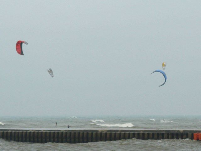 Wind surfing on Lake Michigan Picture