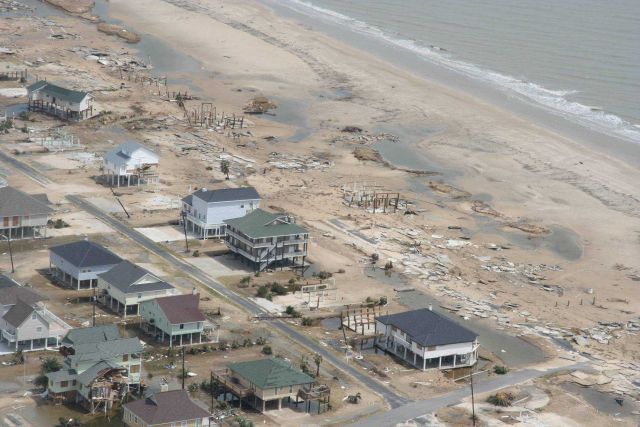 Storm surge damage caused by Hurricane Ike Picture