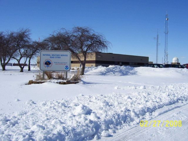 The National Weather Service Quad Cities Forecast Office Picture