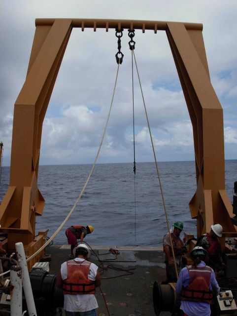 TAO buoy operations off the NOAA Ship Ka'imimoana Picture