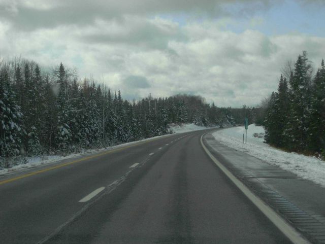 Icy Interstate 95 at Mile 154 after a snowfall. Picture