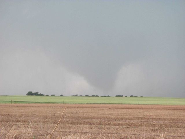 Tornado over the plains Picture