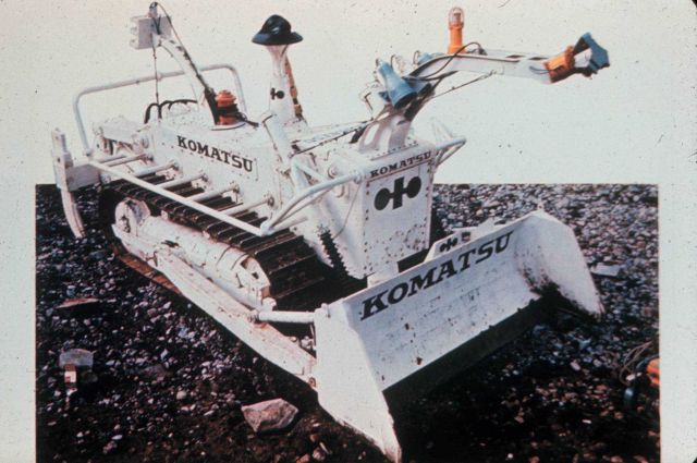 KOMATSU ampbibious bulldozer used for construction and pipe laying operations. Picture