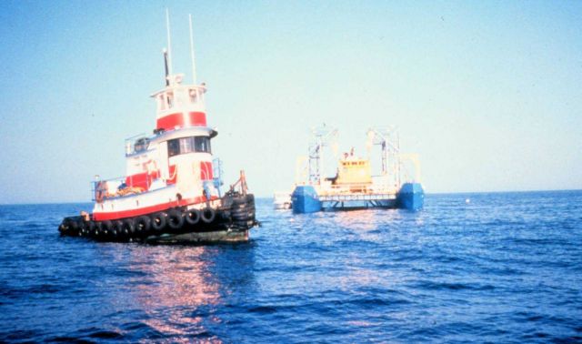 AQUARIUS is towed to the Conch Reef off Key Largo for its third deployment. Picture