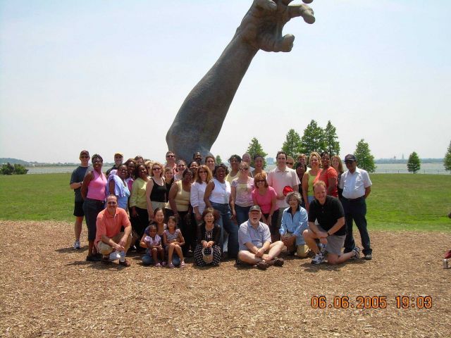 The NOAA CFO Office held a team building exercise with its staff from the Finance and Budget Offices at East Point Park in Washington, D.C. Picture