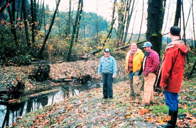 Dale Reiner and his brother are on the left Picture
