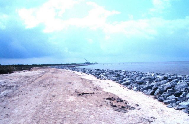 Southeast view from the stub canal toward the final construction site. Picture