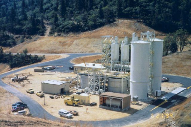 An acid mine drainage (AMD) treatment plant at Iron Mountain Mine. Picture
