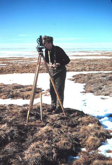 Harley Nygren observing magnetic field Picture