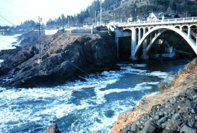 The bridge at Depoe Bay - the entrance to 